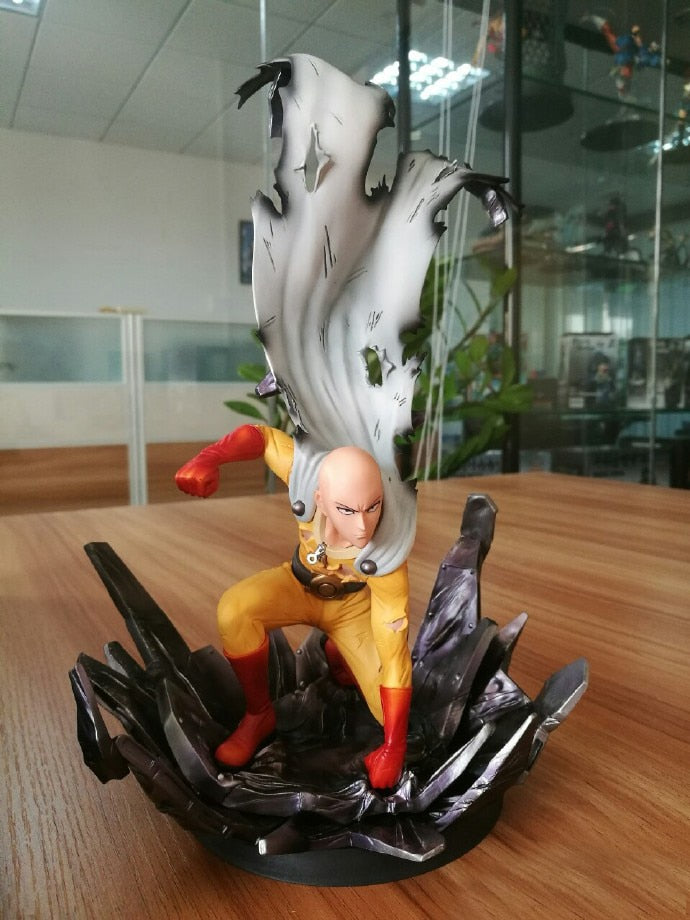 One Piece - Saitama the one punch man action figure